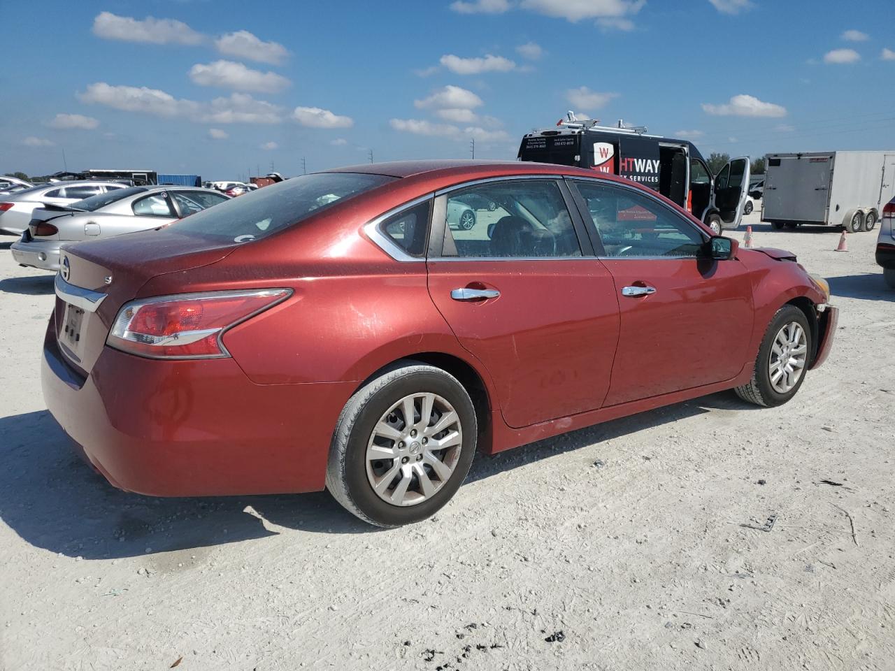 2015 Nissan Altima - Image 3