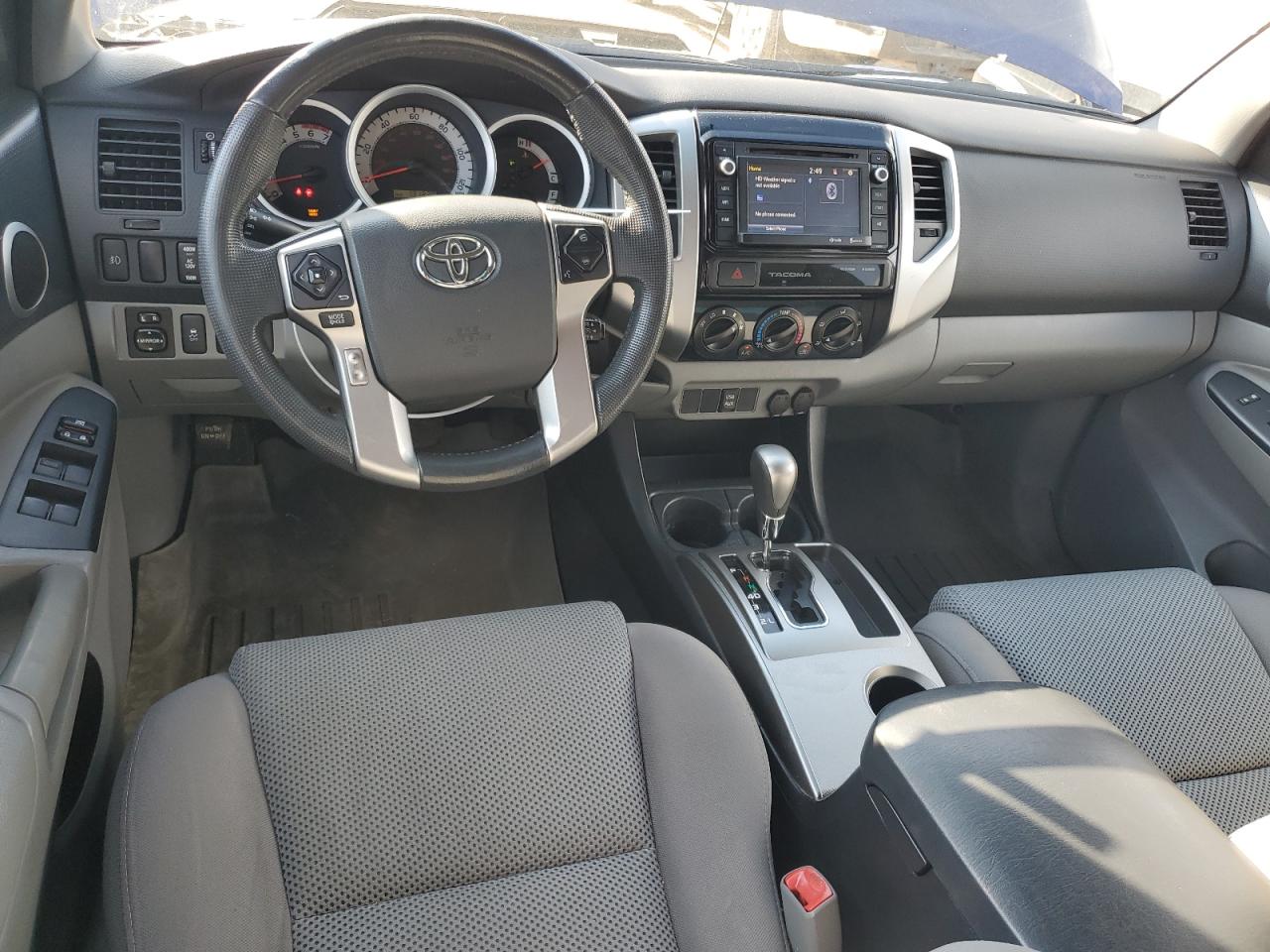 2015 Toyota Tacoma - Image 8