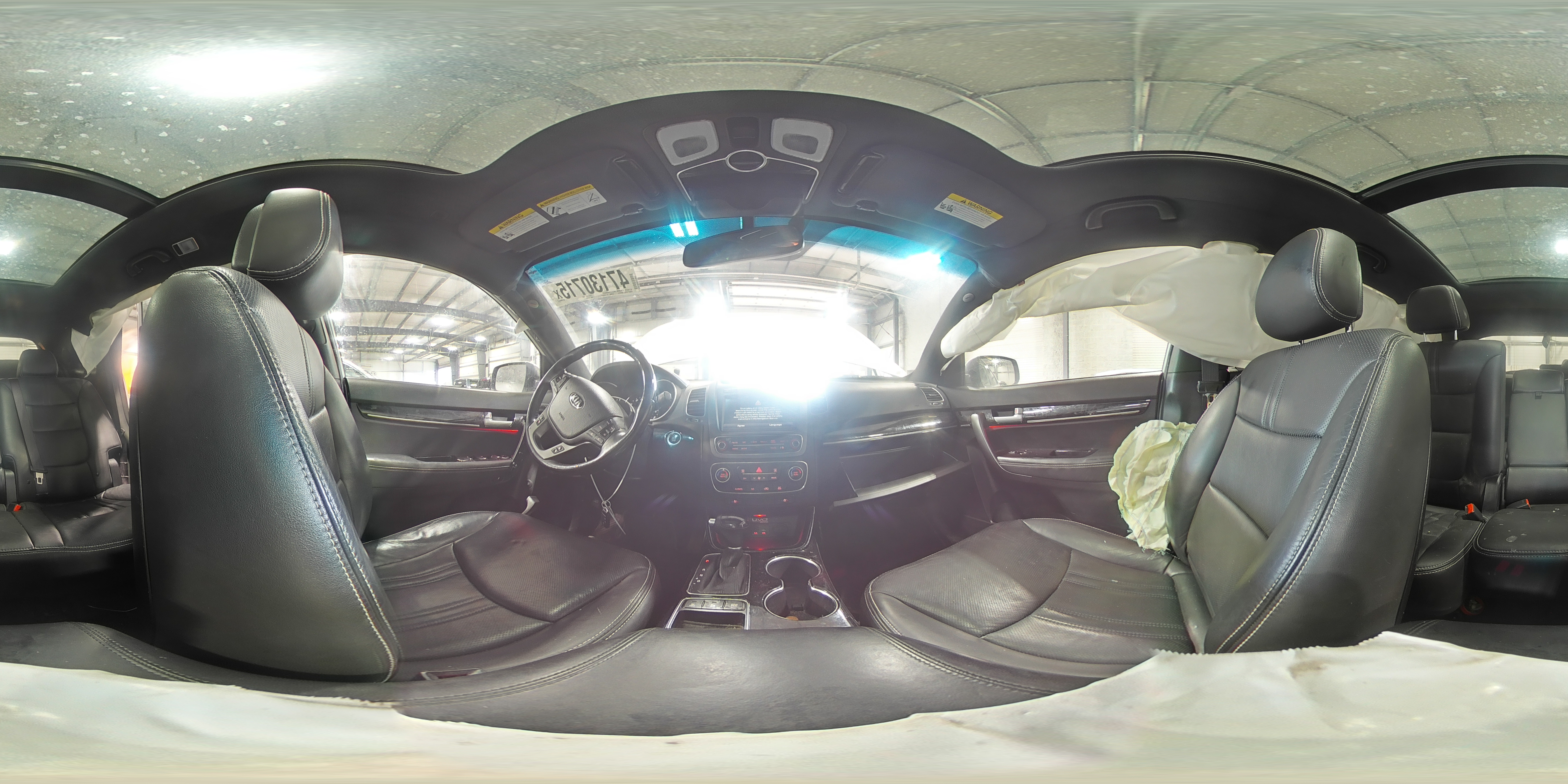 2015 Kia Sorento - Image 15