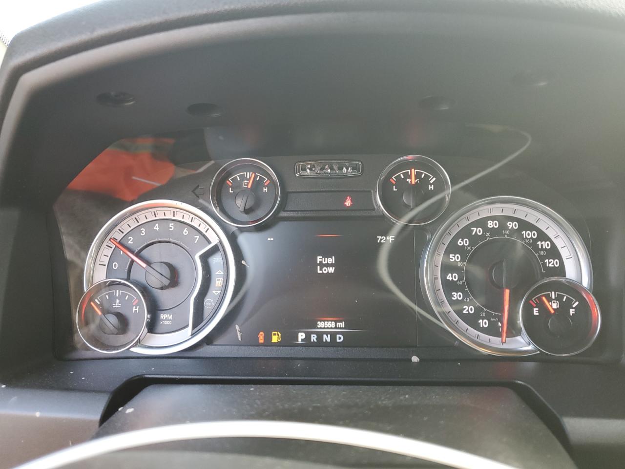 2021 RAM 1500 - Image 9
