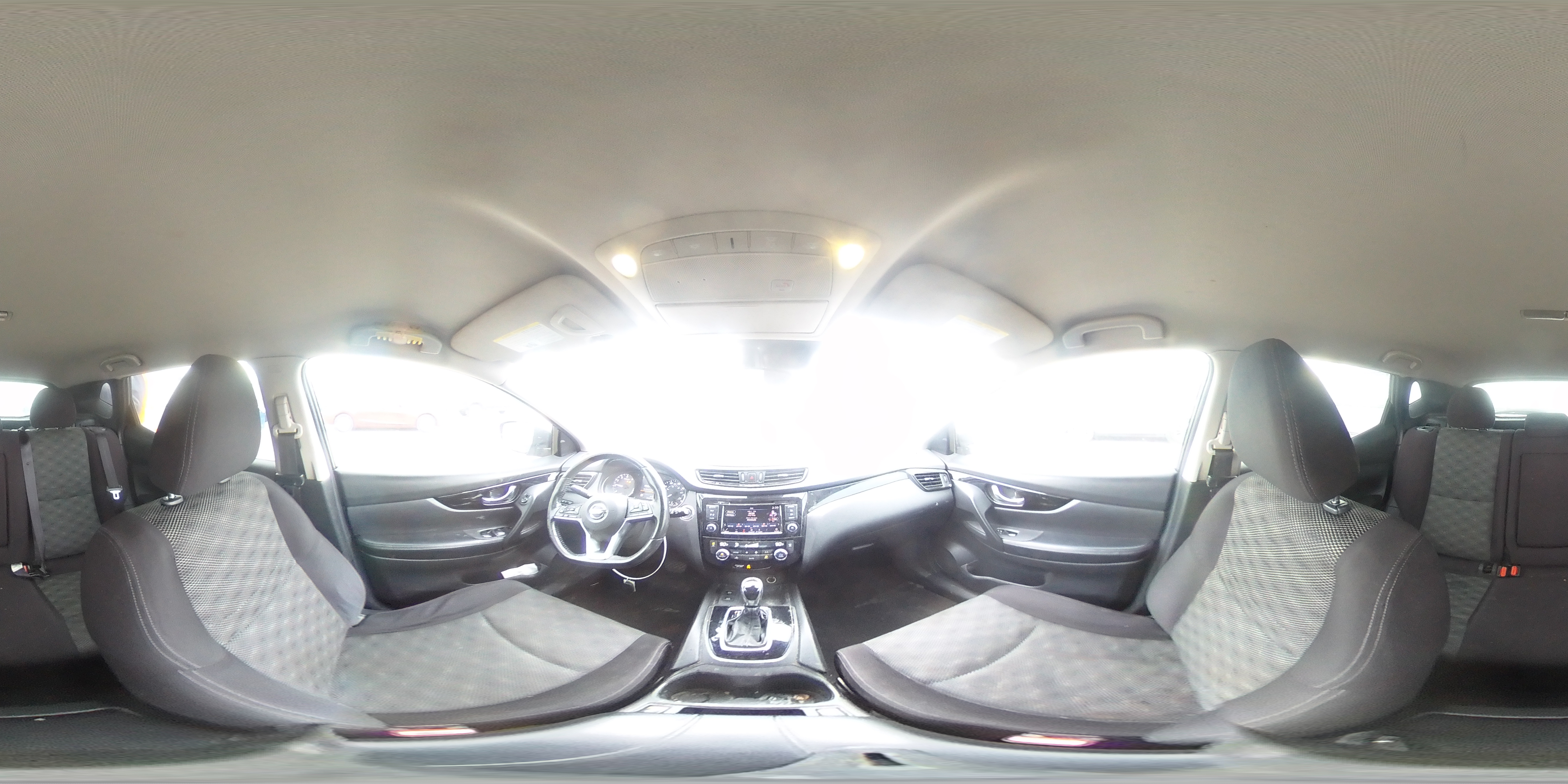 2019 Nissan Rogue - Image 13