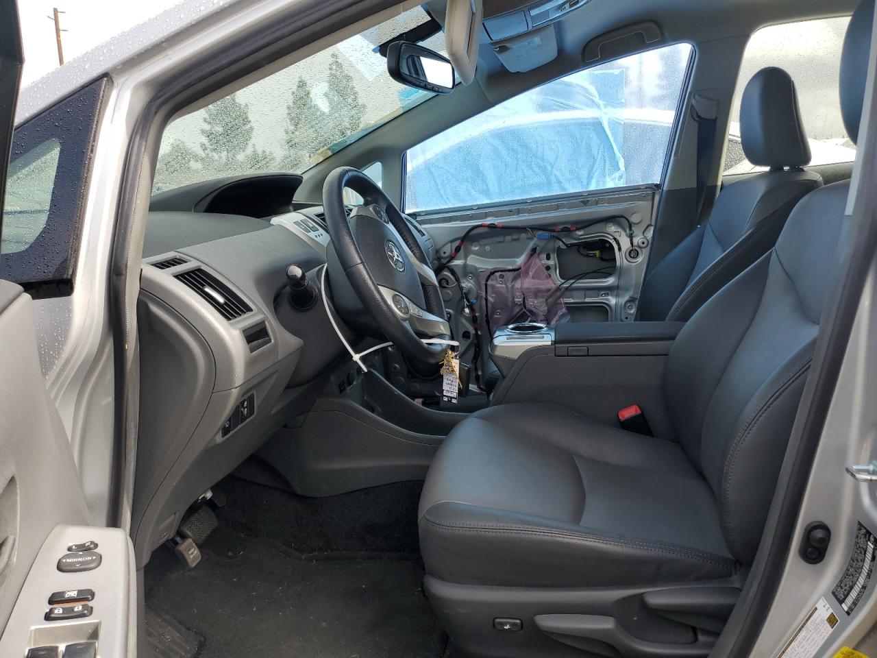 2014 Toyota Prius - Image 7