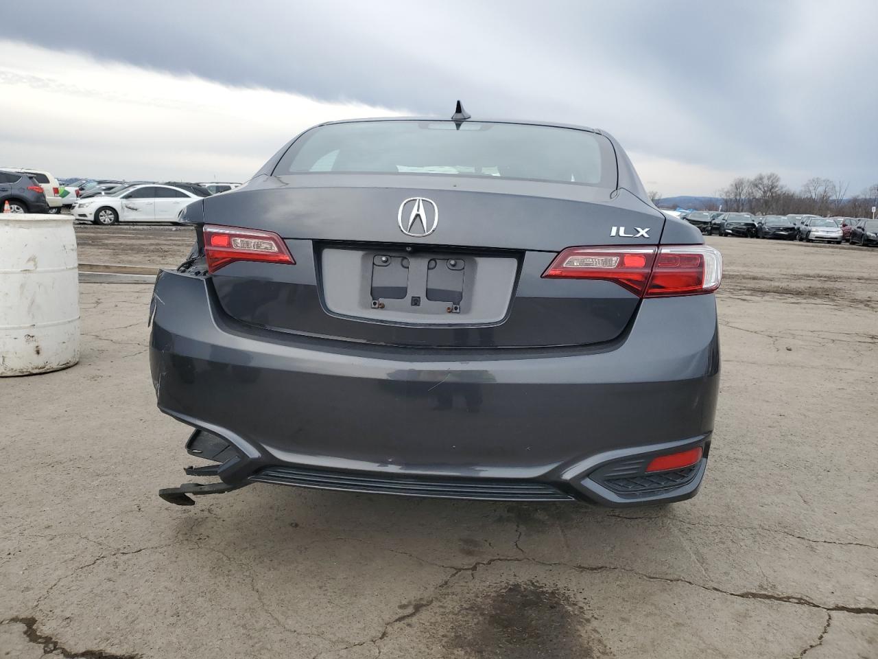 2016 Acura ILX - Image 6