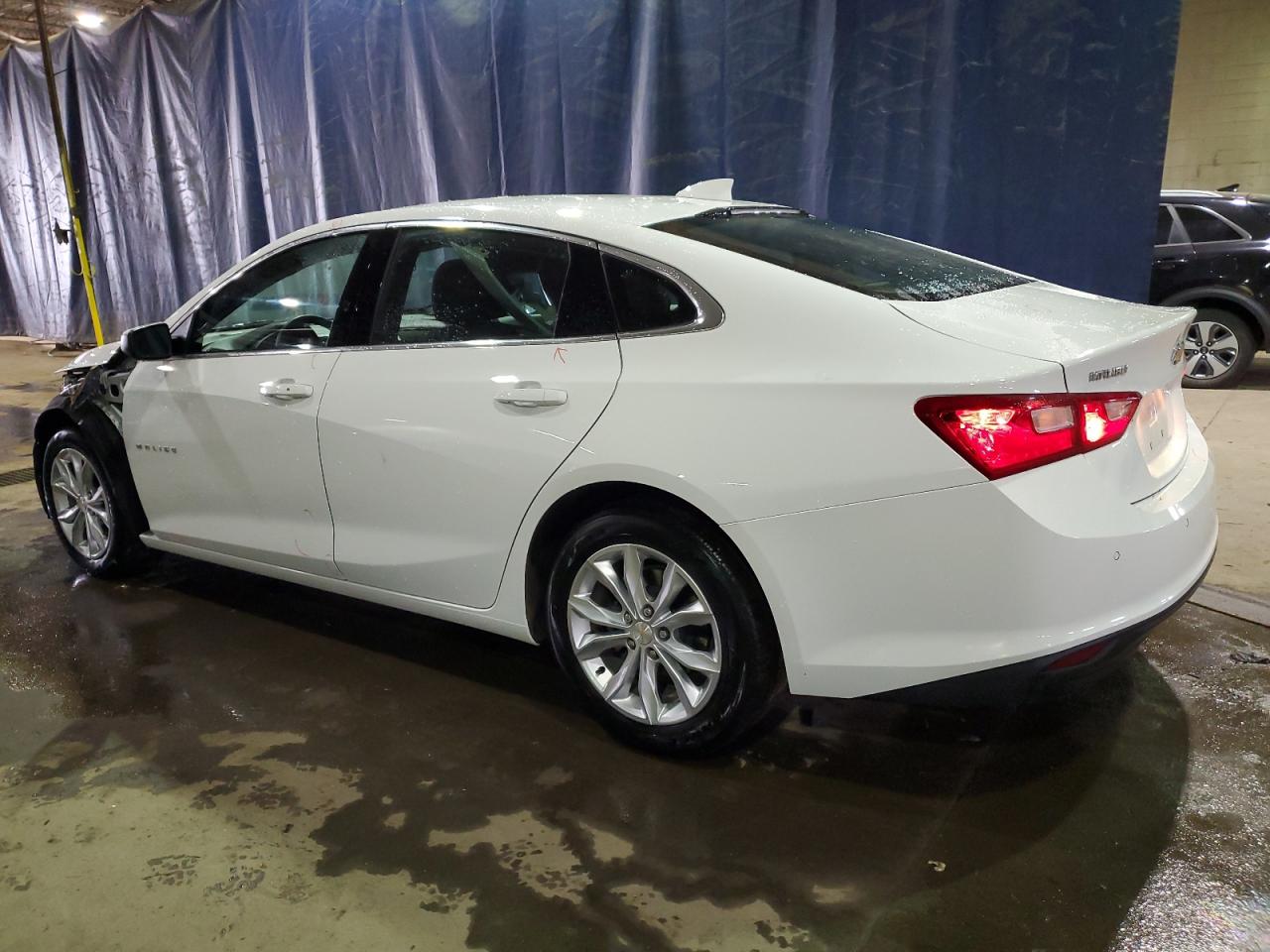 2023 Chevrolet Malibu - Image 2