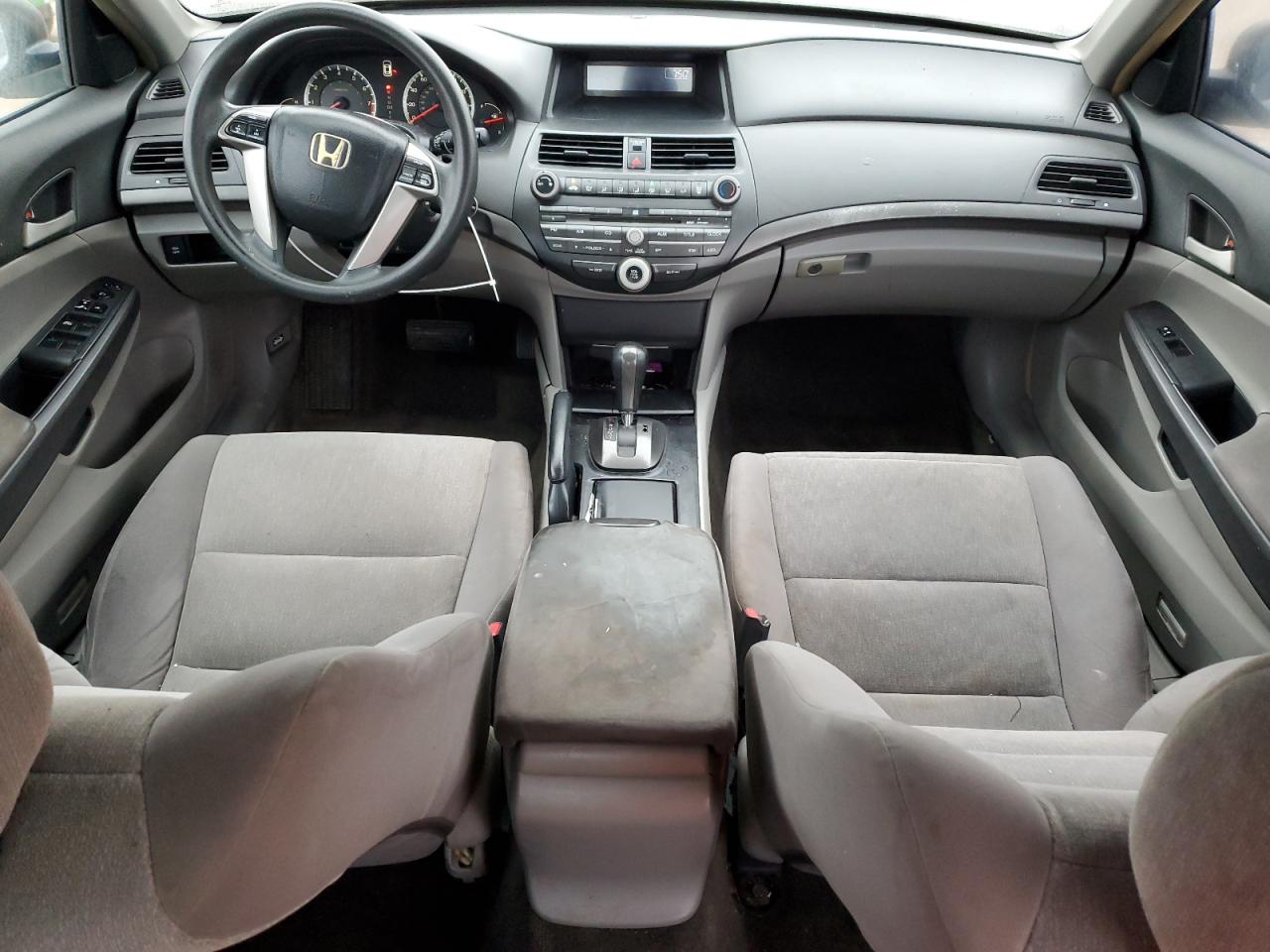 2009 Honda Accord - Image 8