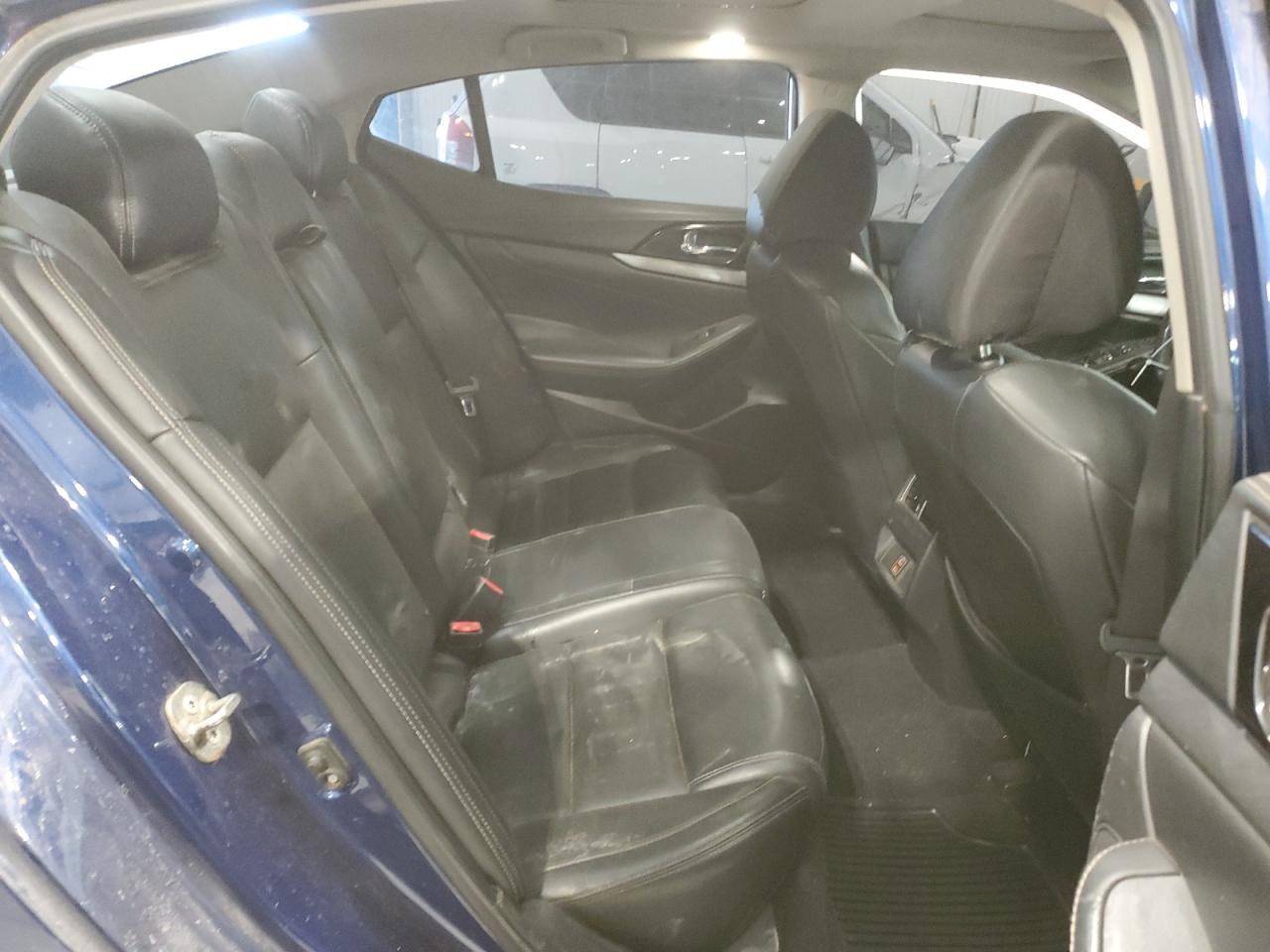 1N4AA6AP5JC377655 NISSAN MAXIMA 2018