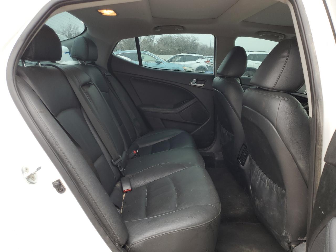 2015 Kia Optima - Image 10