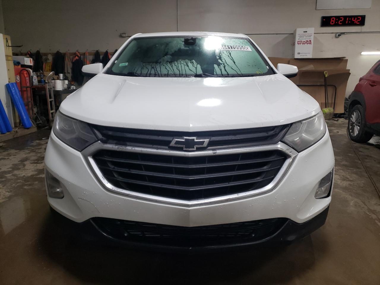 2020 Chevrolet Equinox - Image 5