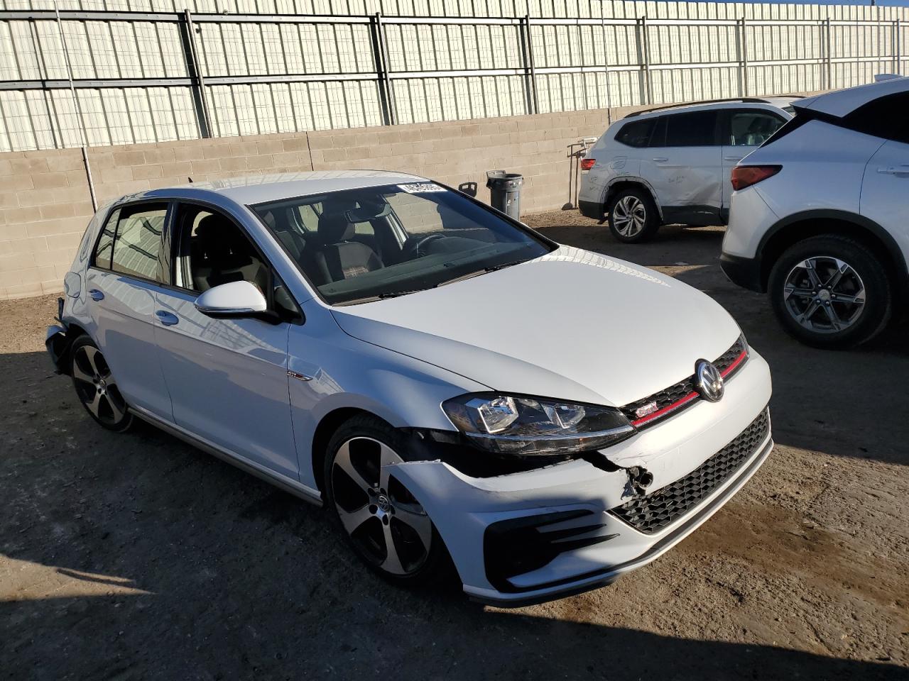 2019 Volkswagen GTI - Image 4