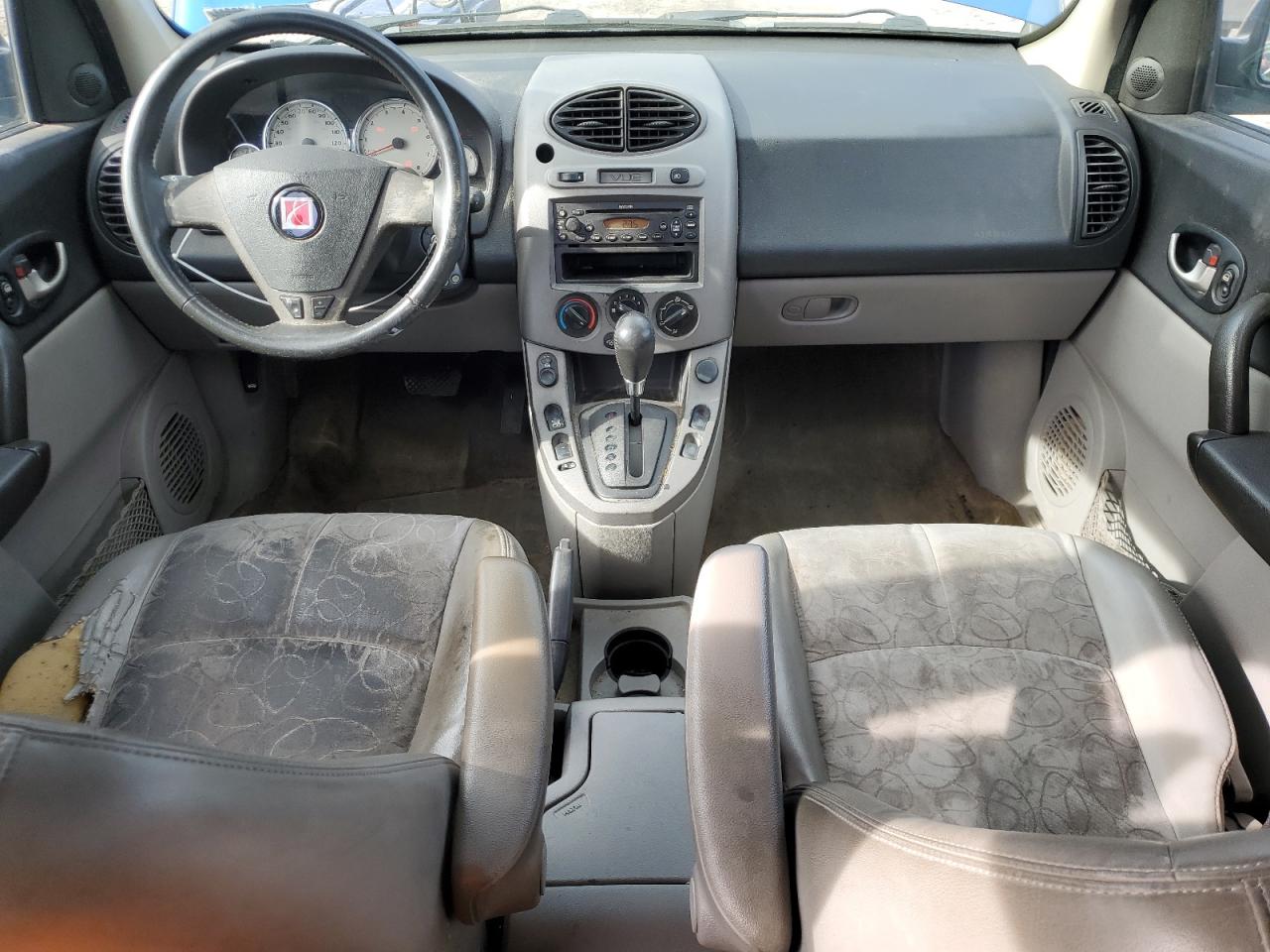2004 Saturn VUE - Image 8