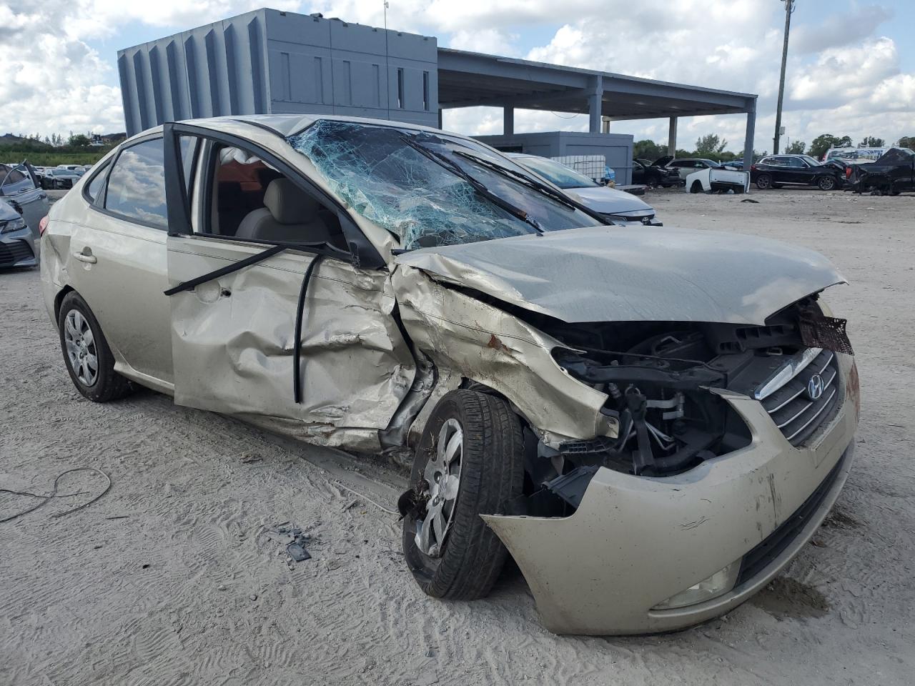 2008 Hyundai Elantra - Image 4