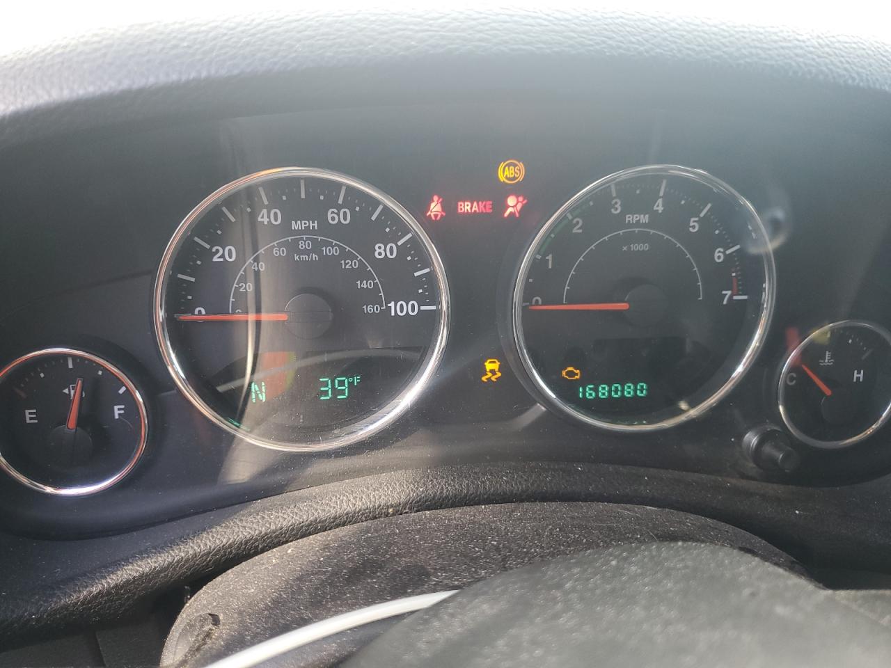 2013 Jeep Wrangler - Image 9