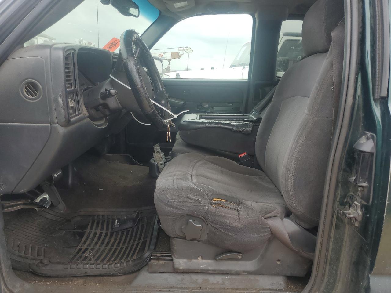 2002 Chevrolet Silverado - Image 7