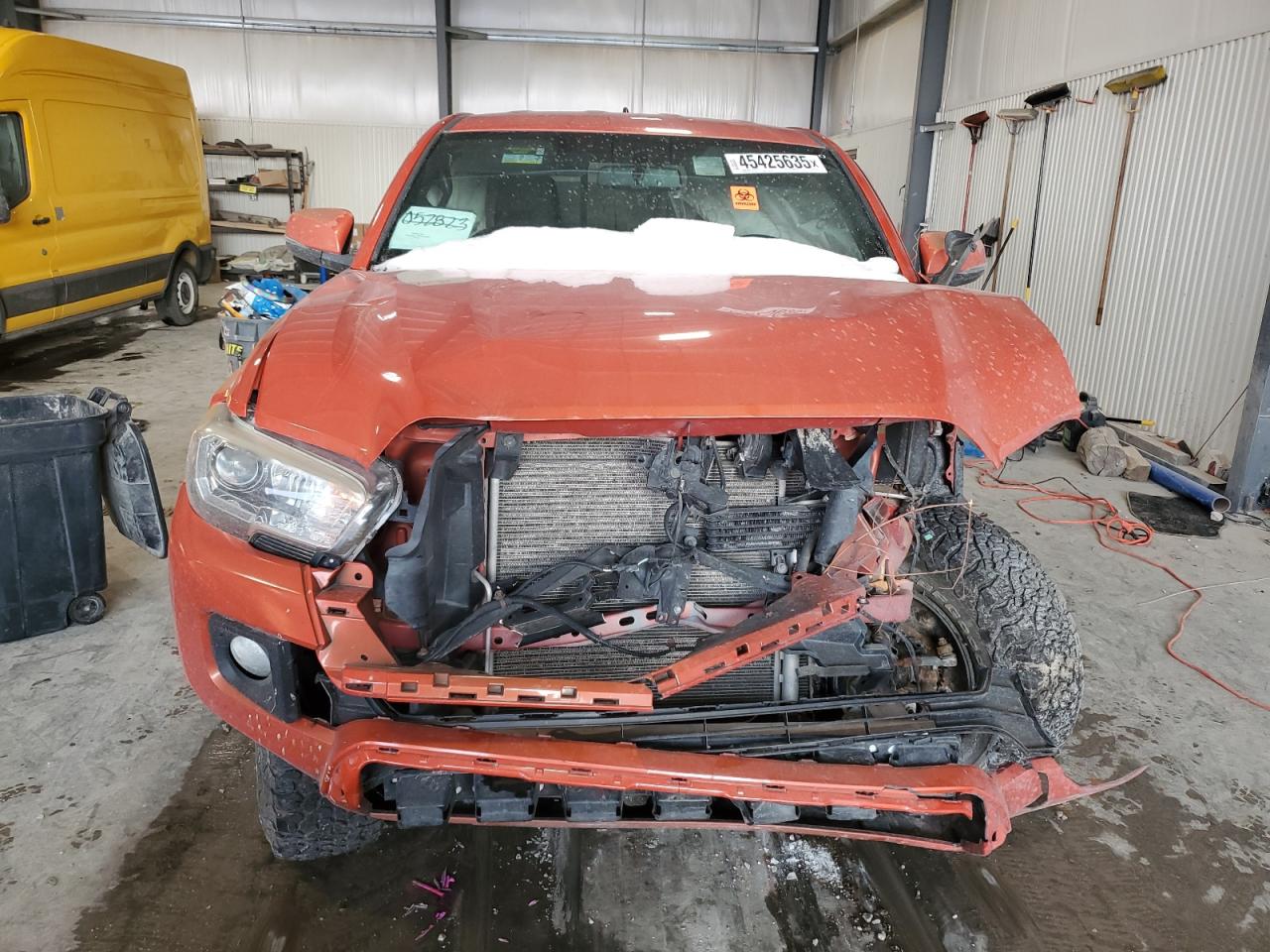 2016 Toyota Tacoma - Image 5