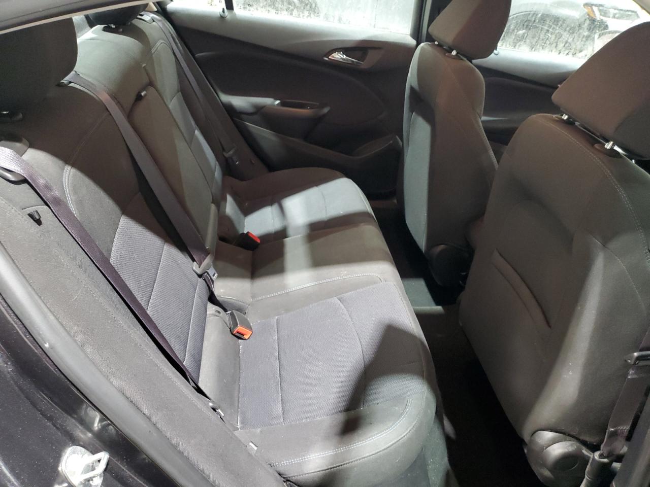2017 Chevrolet Cruze - Image 10
