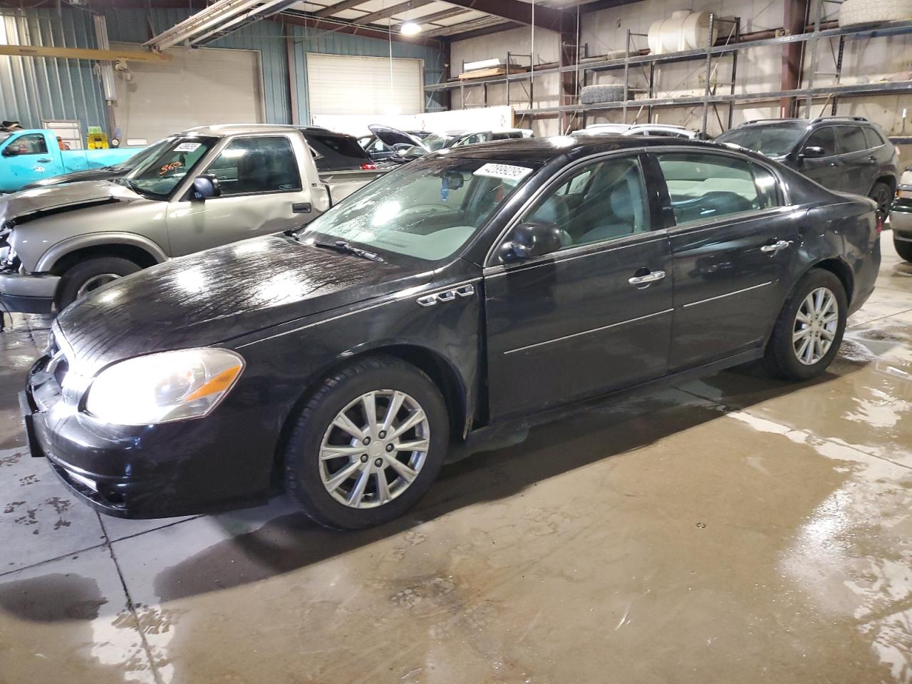 2010 Buick Lucerne - Image 1