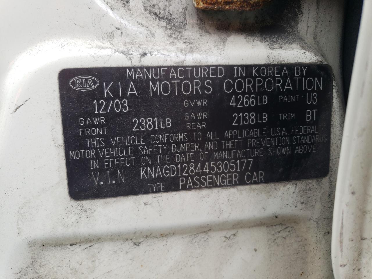 2004 Kia Optima - Image 12