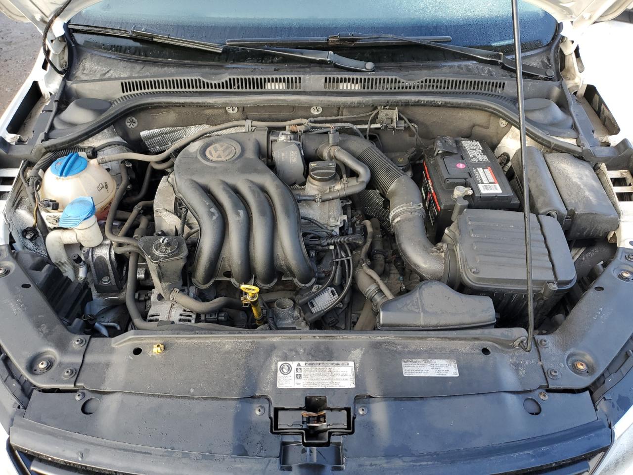 2014 Volkswagen Jetta - Image 11