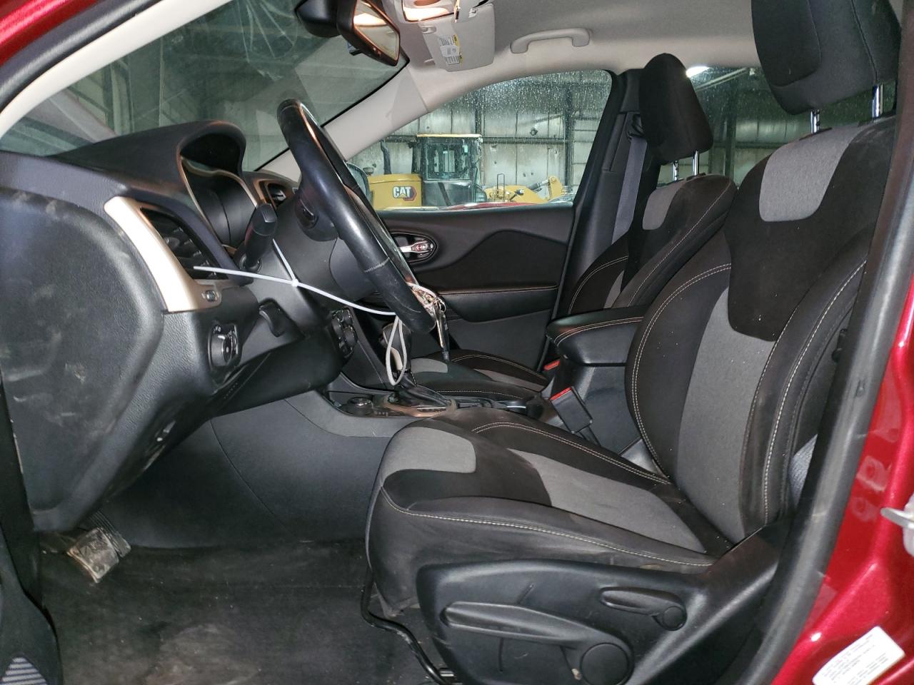 2014 Jeep Grand Cherokee - Image 7