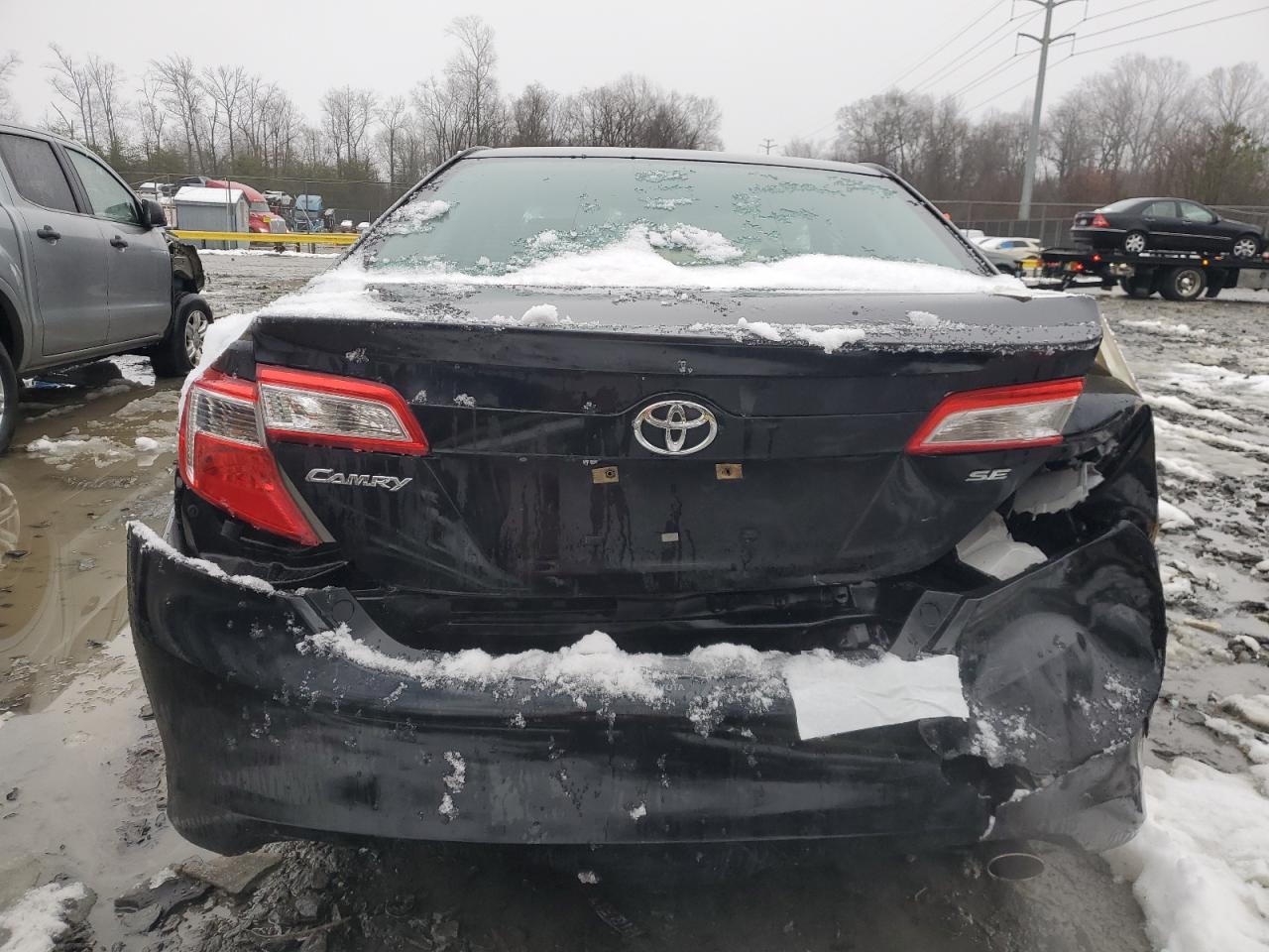 2014 Toyota Camry - Image 6