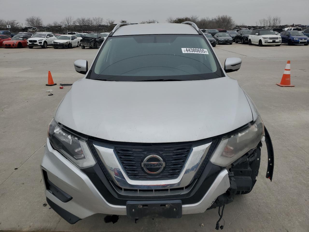 2018 Nissan Rogue - Image 5