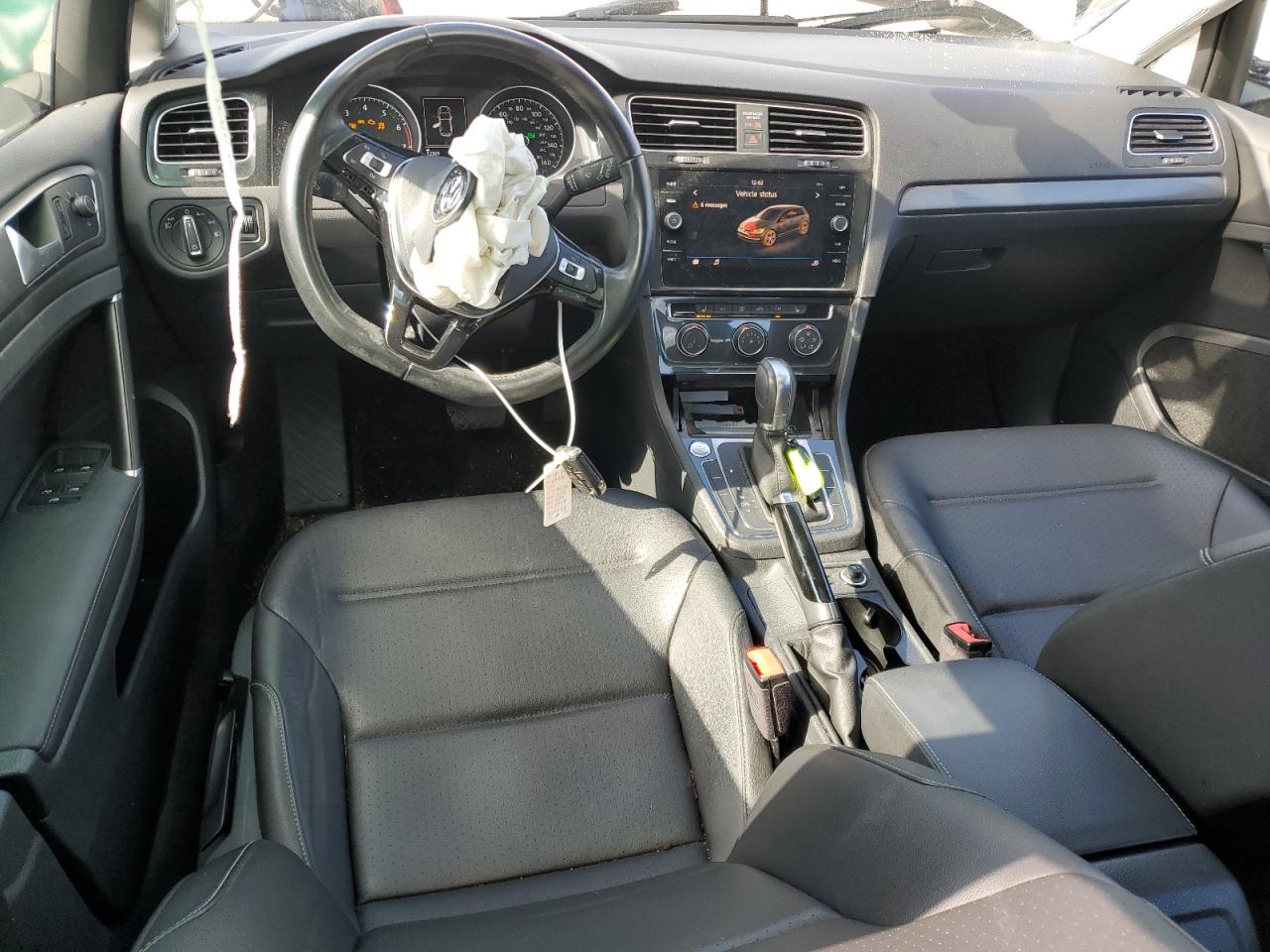 2018 Volkswagen Golf - Image 8