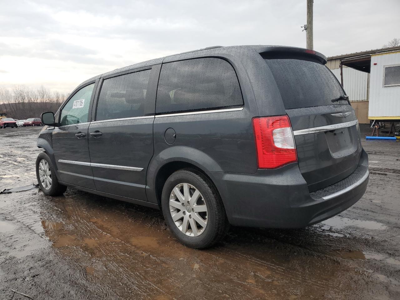 2012 Chrysler Town & Country - Image 2