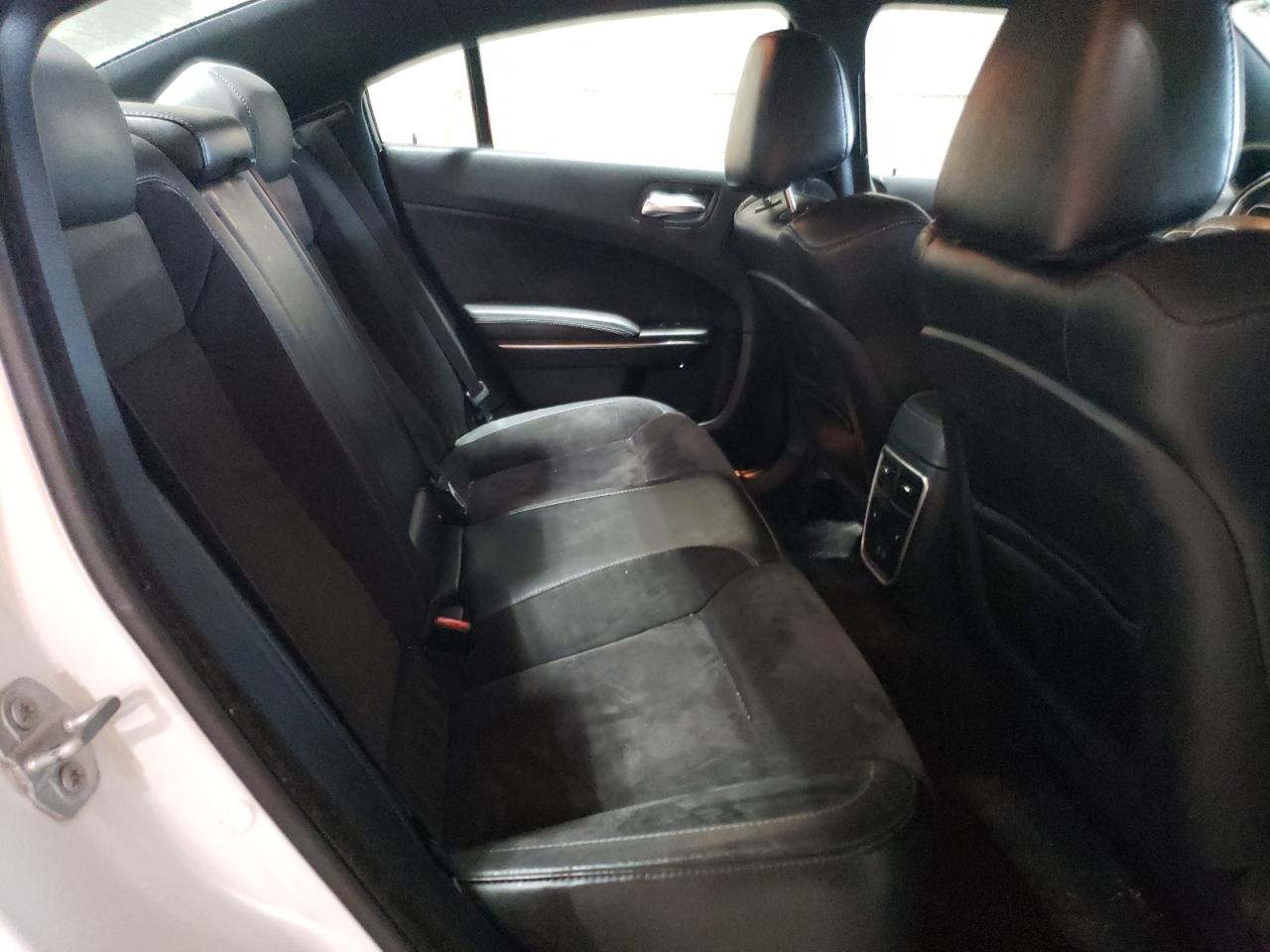 2018 Dodge Charger - Image 10