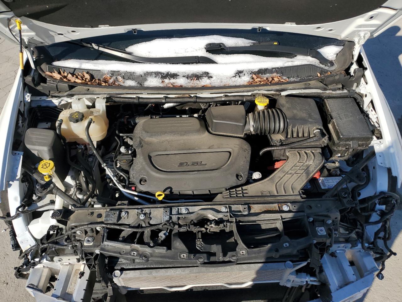 2020 Chrysler Pacifica - Image 12