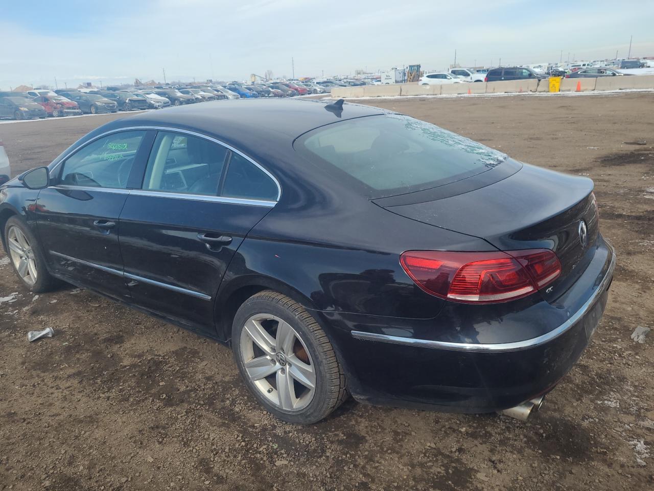 2014 Volkswagen Passat CC - Image 2