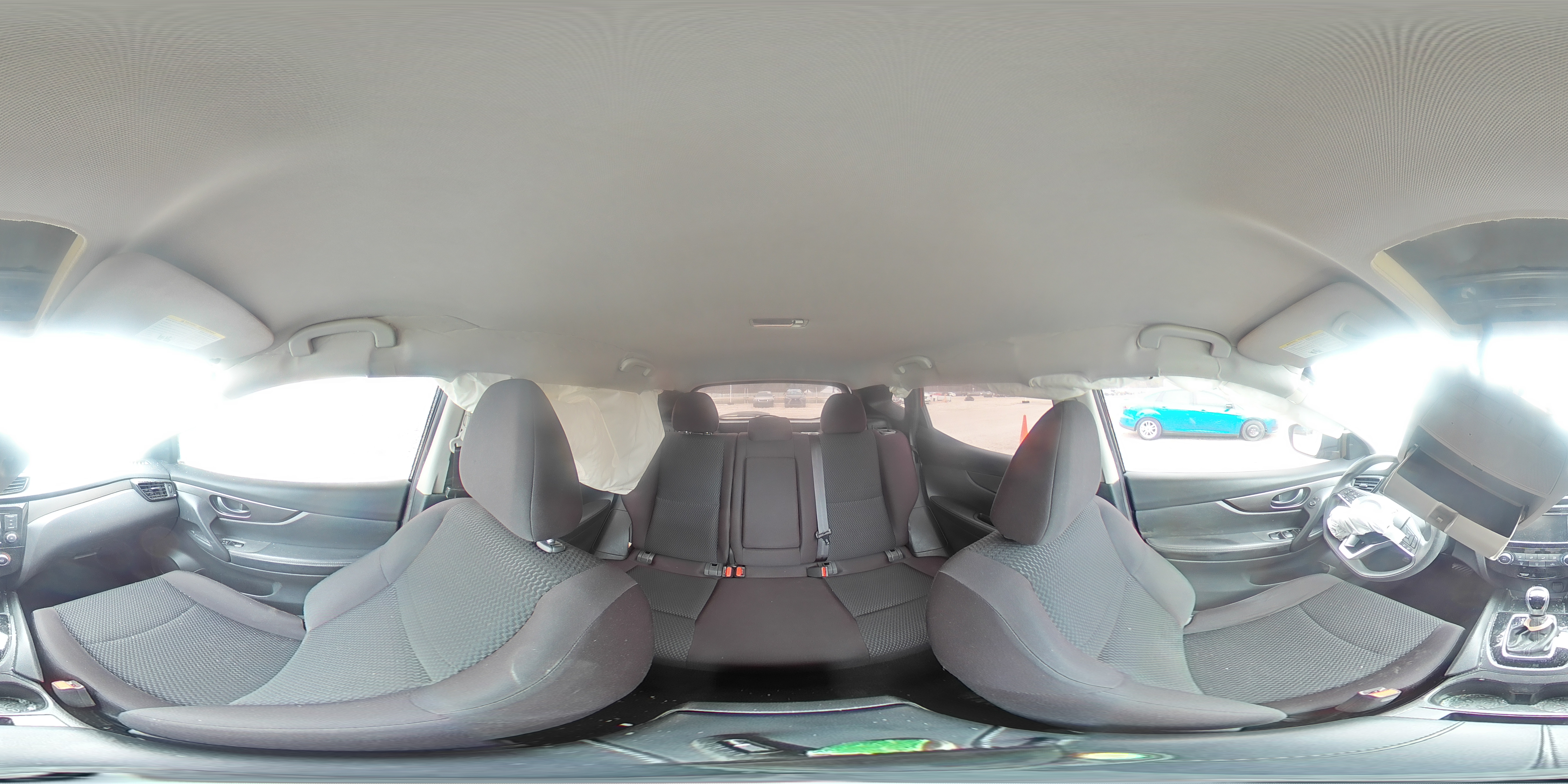 2019 Nissan Rogue - Image 13