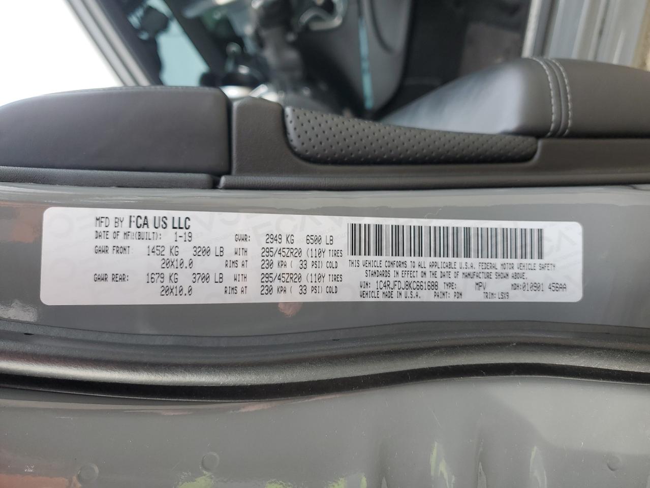 2019 Jeep Grand Cherokee - Image 12