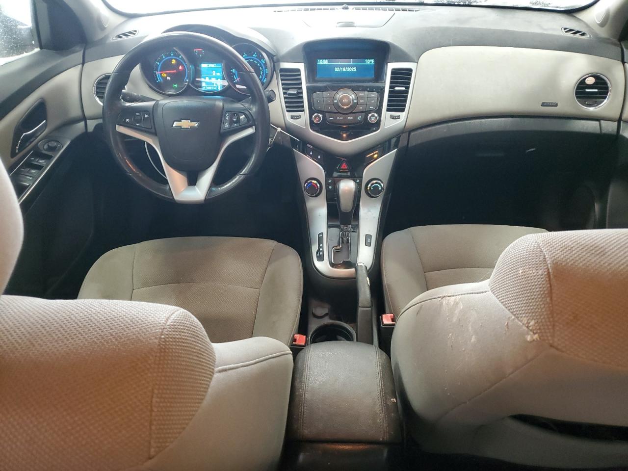 2014 Chevrolet Cruze - Image 8