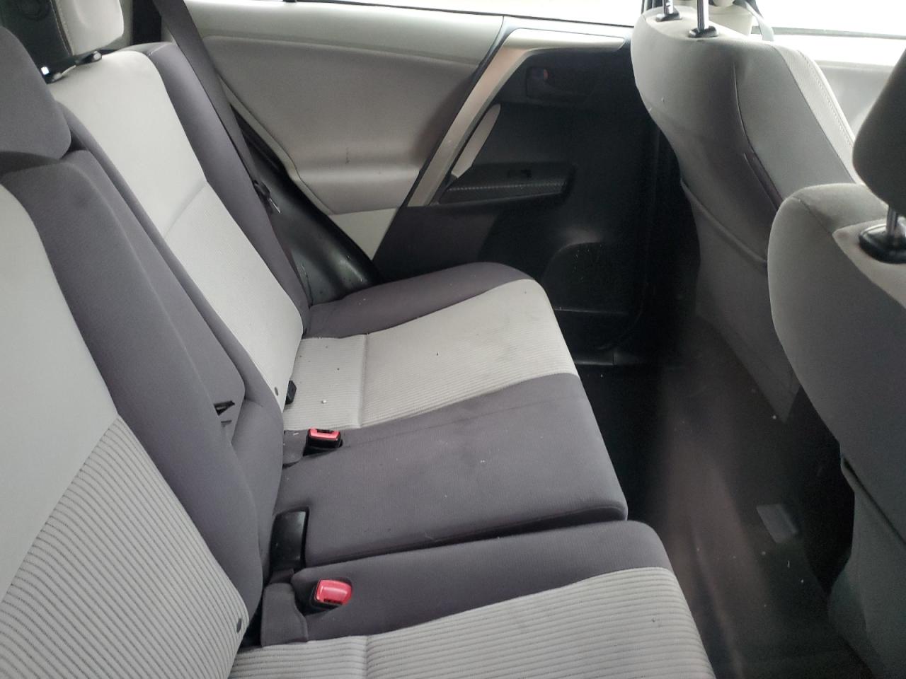 2013 Toyota RAV 4 - Image 11