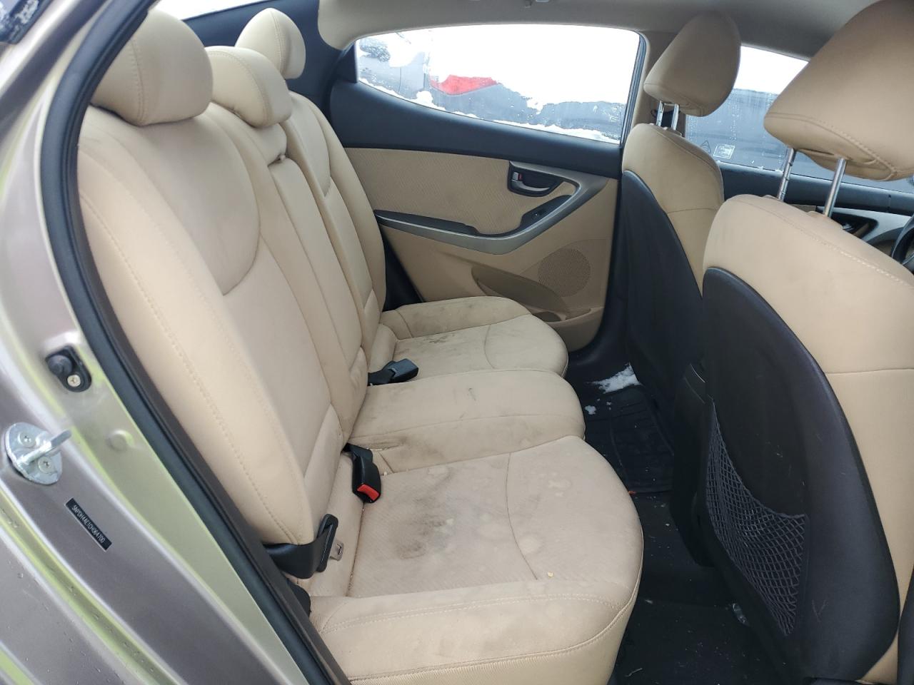 2012 Hyundai Elantra - Image 10