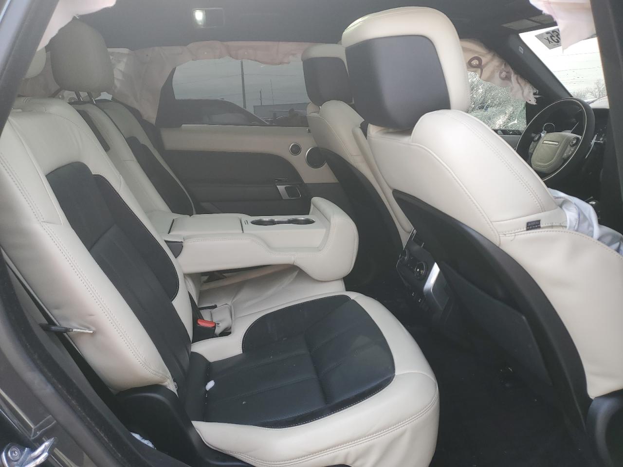 2019 Land Rover Range Rover - Image 11