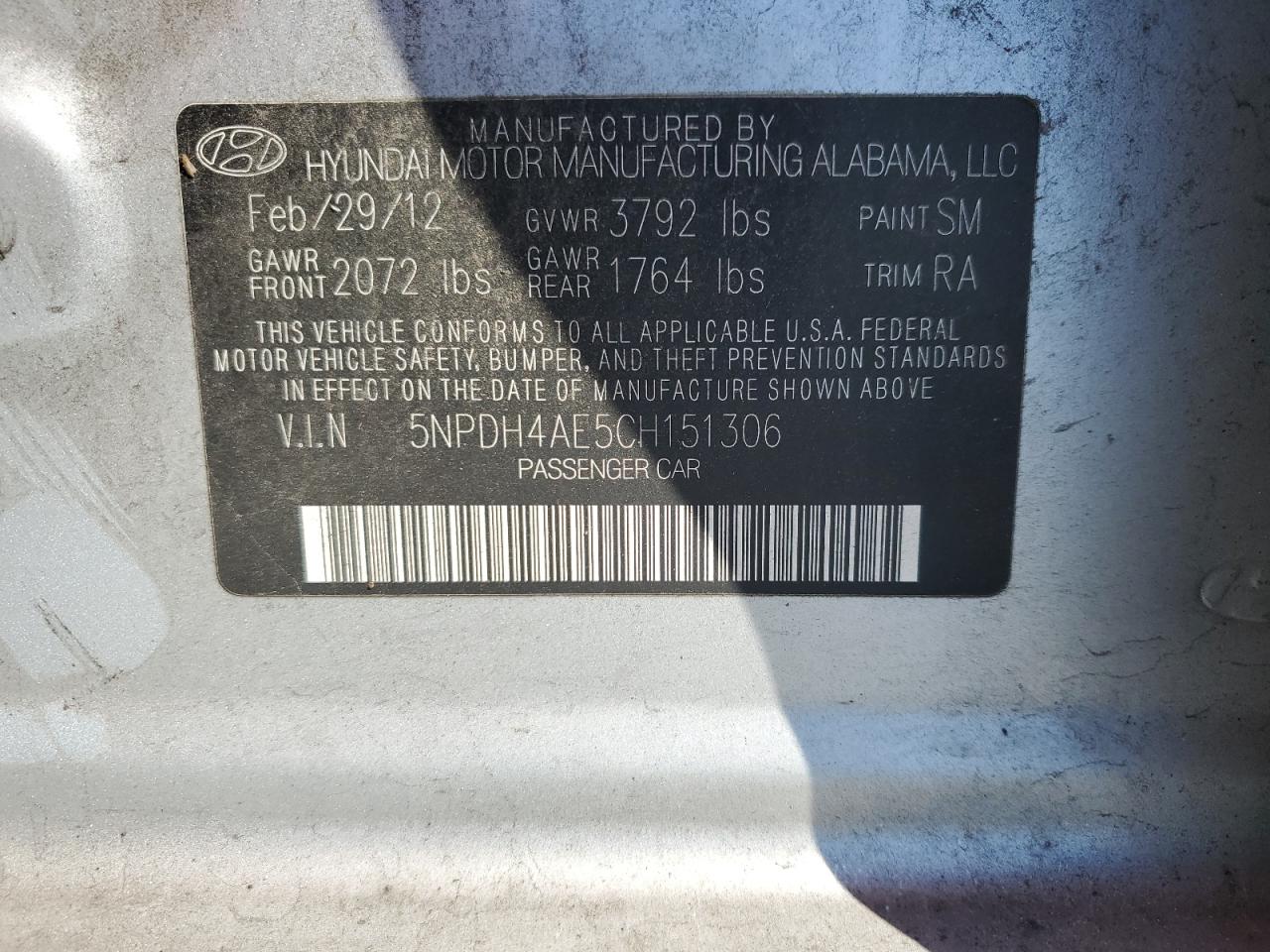 2012 Hyundai Elantra - Image 13