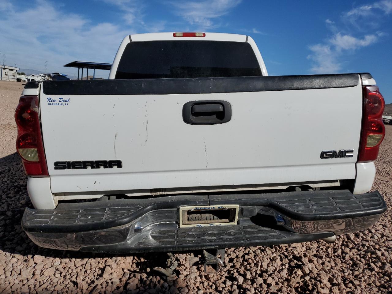 2005 GMC Sierra - Image 6