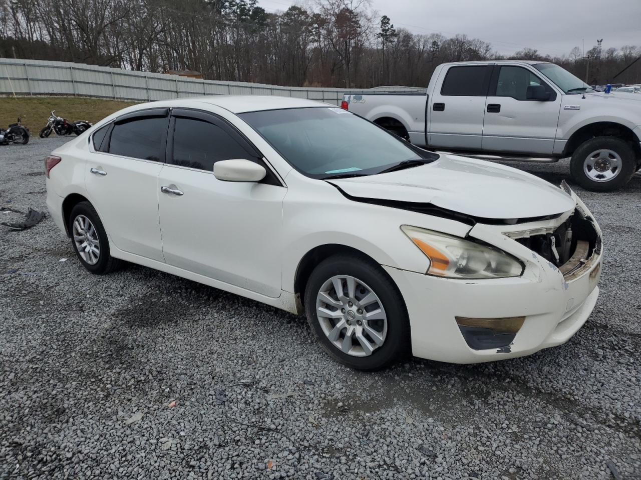 2013 Nissan Altima - Image 4