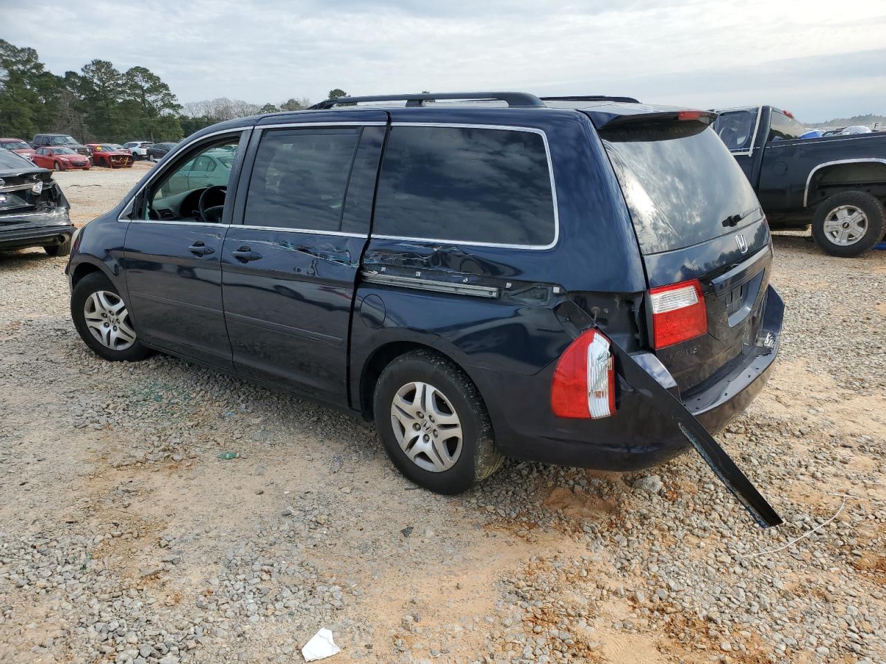 2007 Honda Odyssey - Image 2