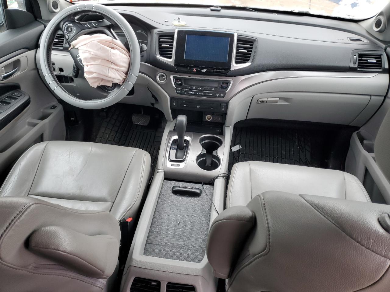 2016 Honda Pilot - Image 8