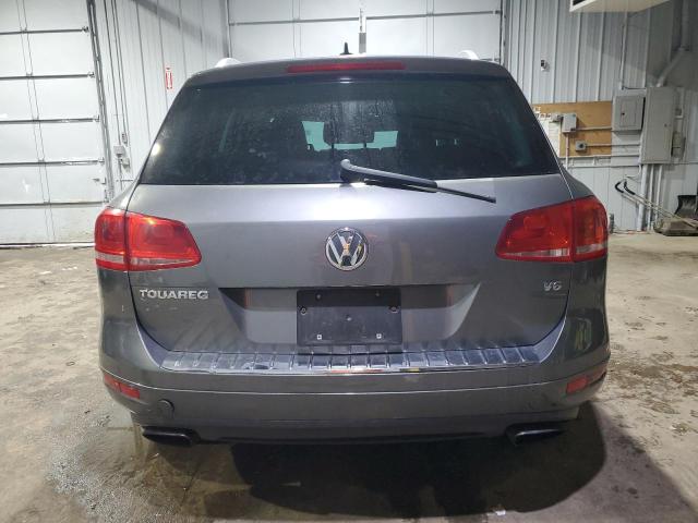  VOLKSWAGEN TOUAREG 2014 Сріблястий