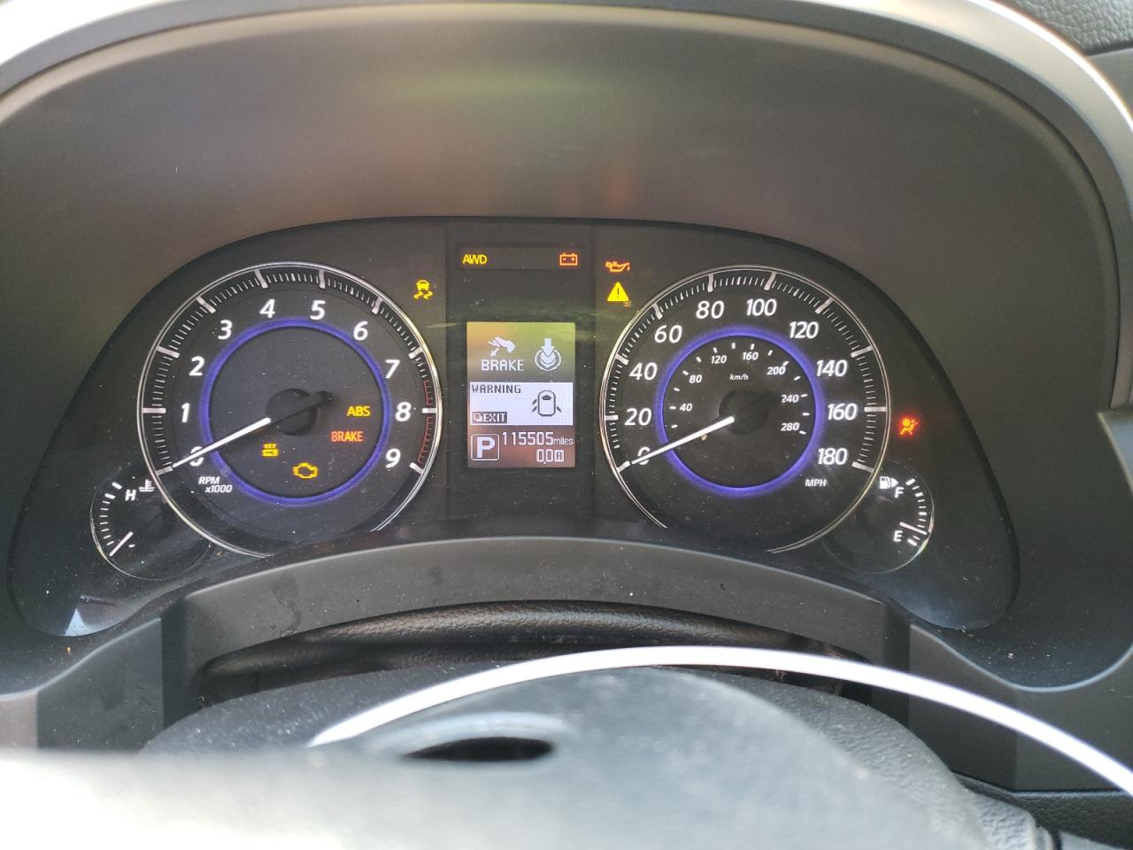 2015 Infiniti QX70 - Image 9