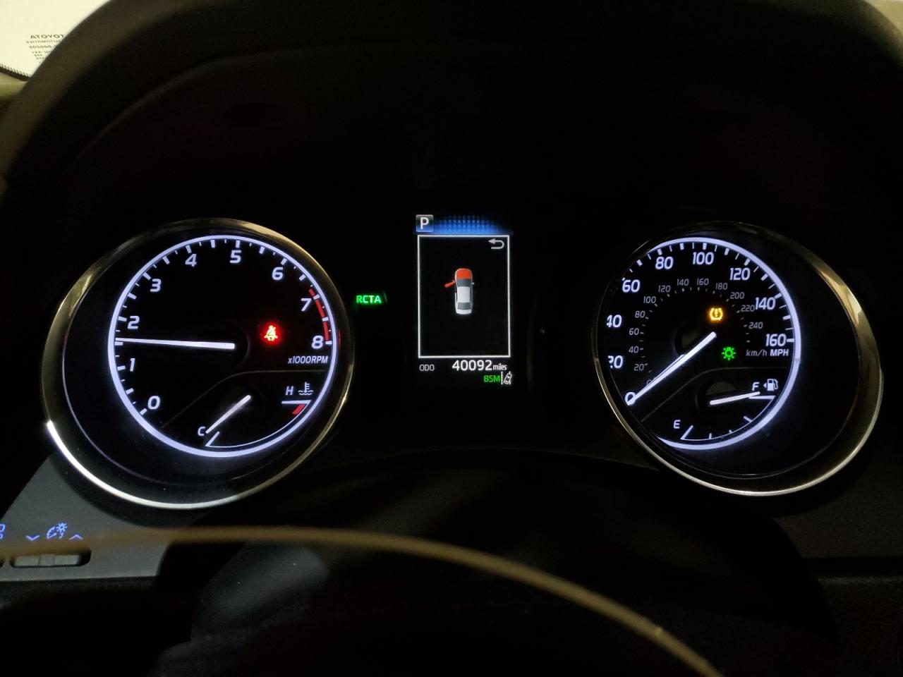 2019 Toyota Camry - Image 9