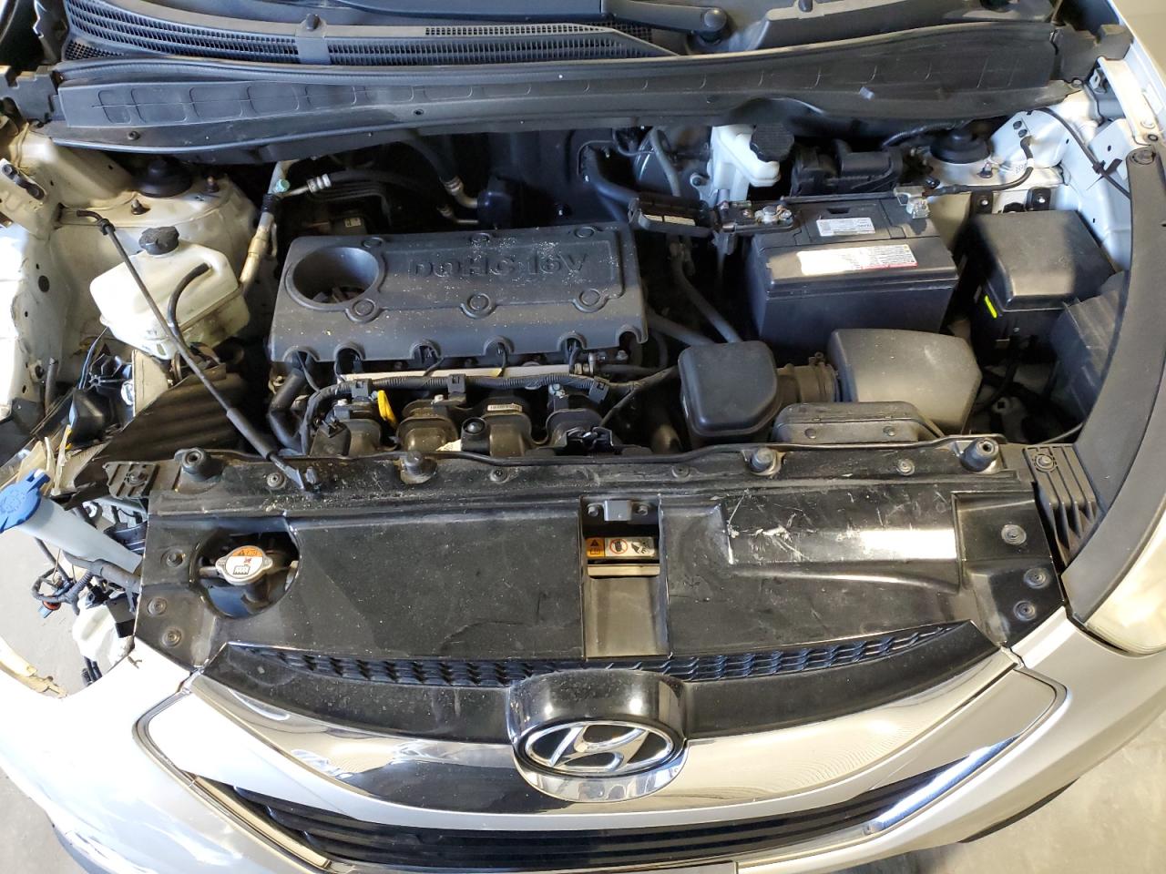2013 Hyundai Tucson - Image 11