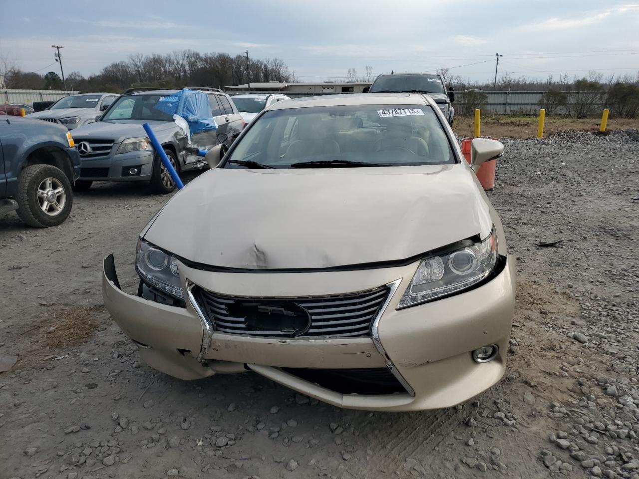 2015 Lexus ES - Image 5