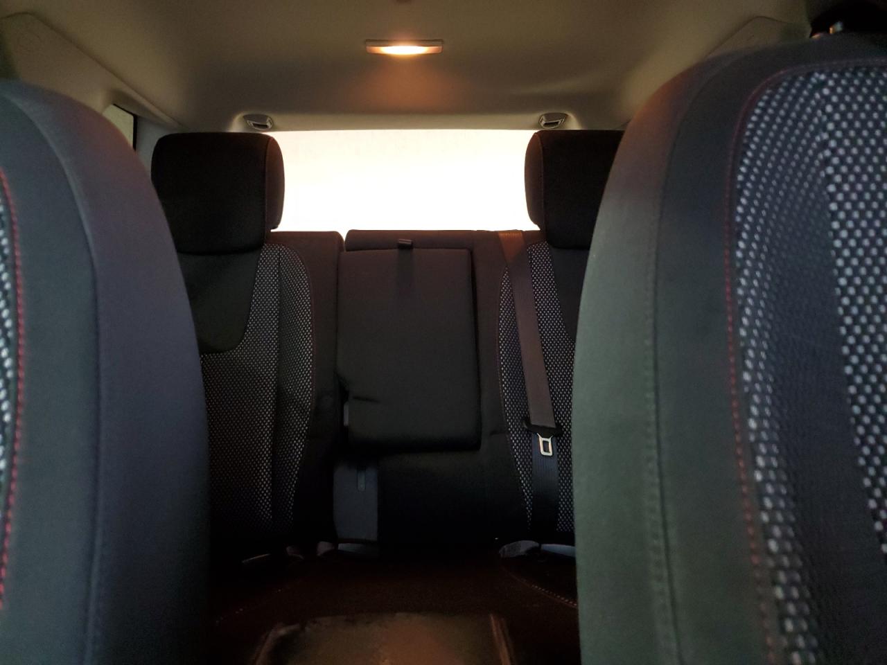 2011 Chevrolet Equinox - Image 10