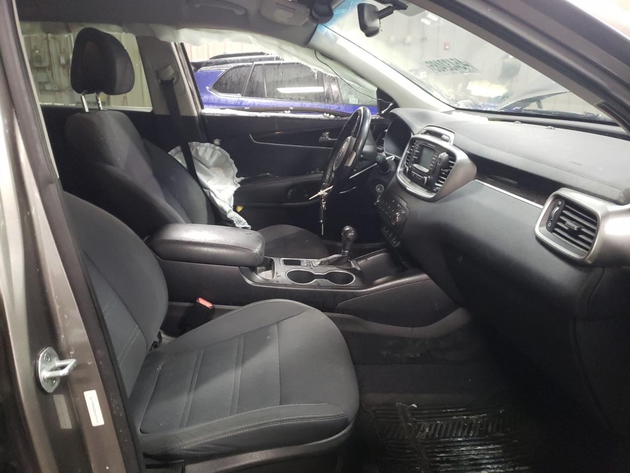 2016 Kia Sorento - Image 7