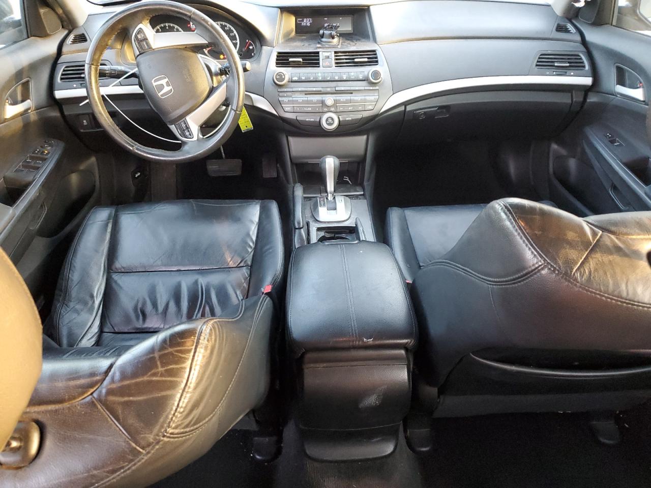 2012 Honda Accord - Image 8