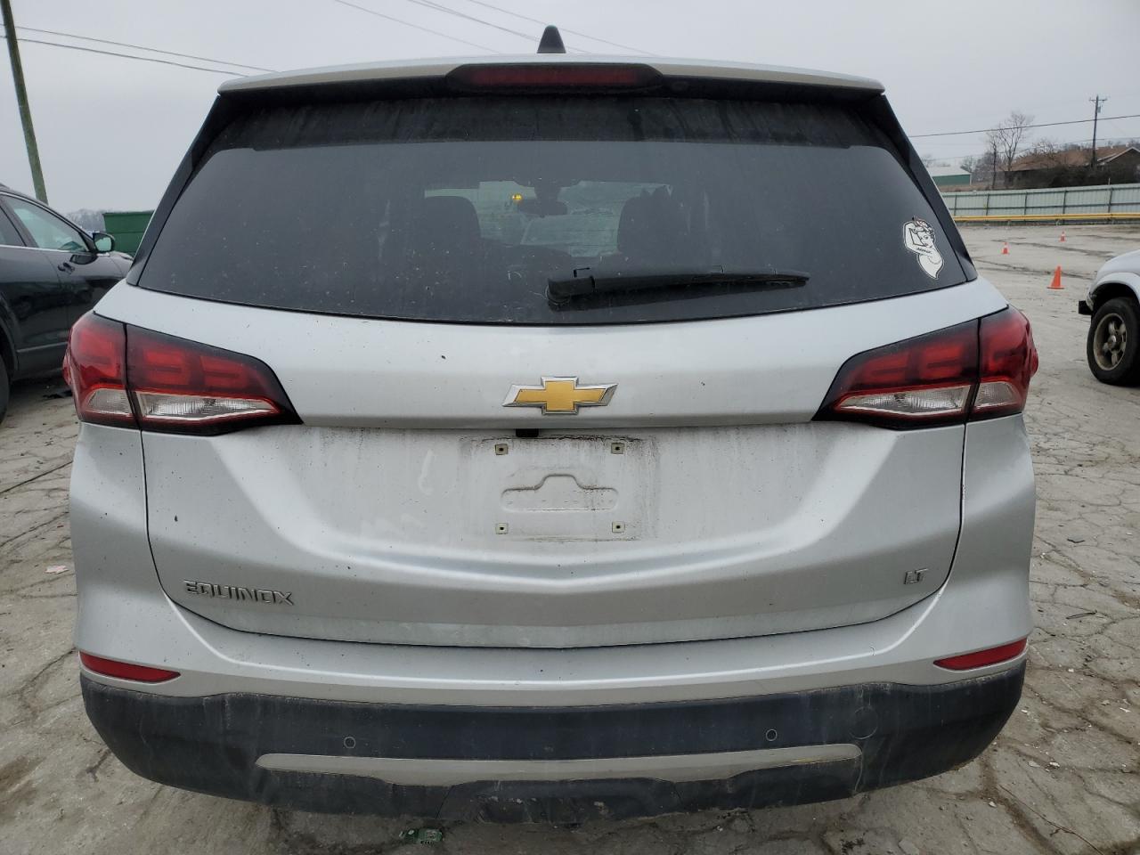 2022 Chevrolet Equinox - Image 6